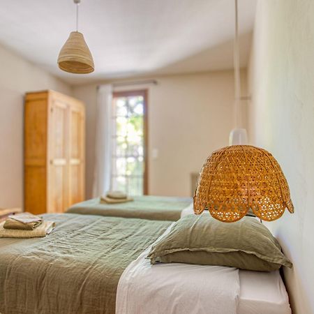 Mas De Bacalan Bed & Breakfast Mormoiron Luaran gambar